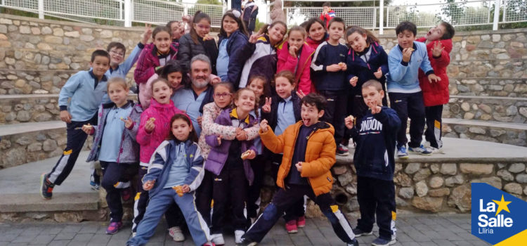 Visita de la Escuela Profesional La Salle de Paterna Visita de la Escuela Profesional La Salle de Paterna